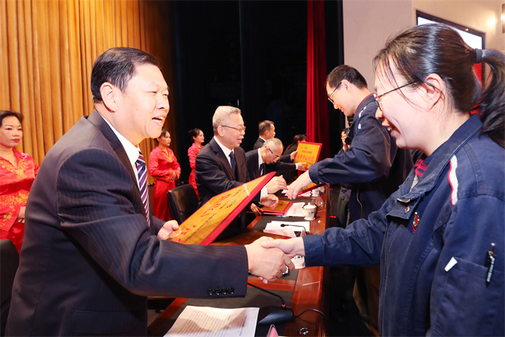 1632570513698062338.jpg 1632570513698062338.jpg